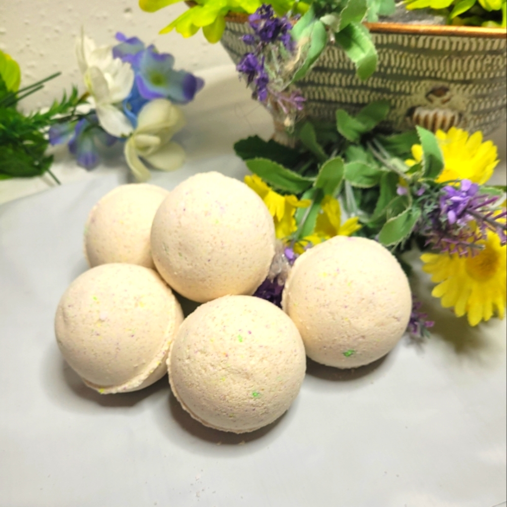 5 Bath bombs Lot Heavy scented fruity loops Cereal